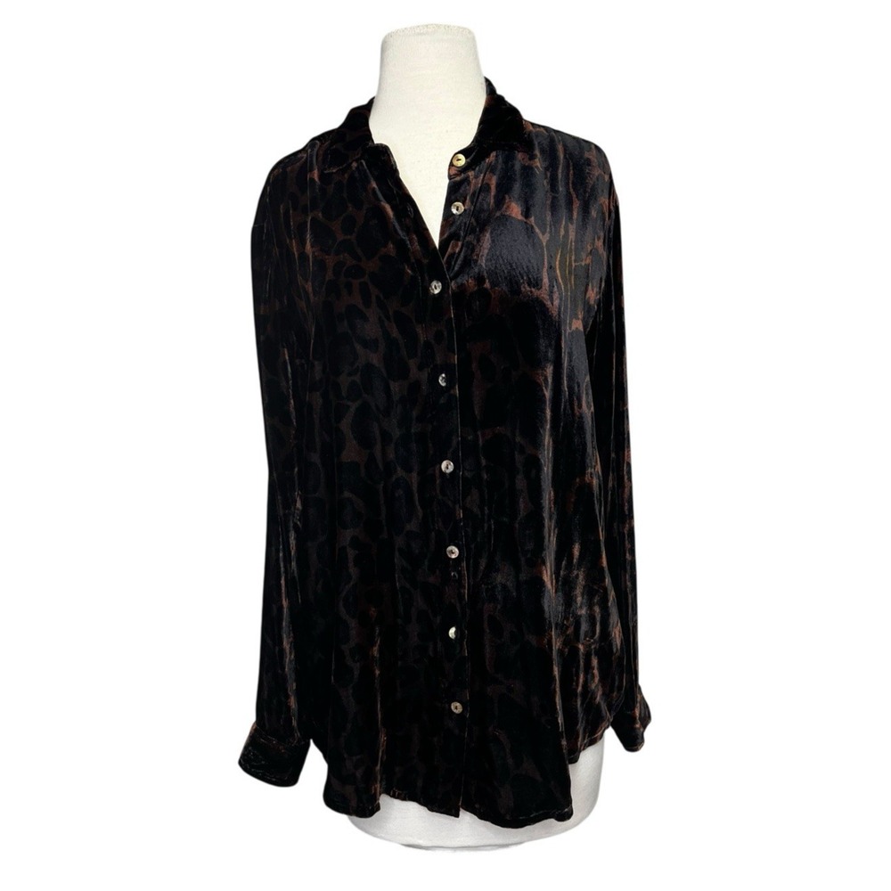 Johnny Was XS Velvet Leopard Floral Long Sleeve Button Up Shirt Torine Oversized